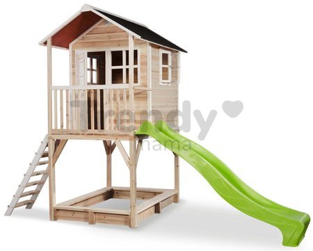 Domček cédrový na pilieroch Loft 700 Natural Exit Toys s vodeodolnou strechou pieskoviskom a 2,28 m šmykľavkou prírodný