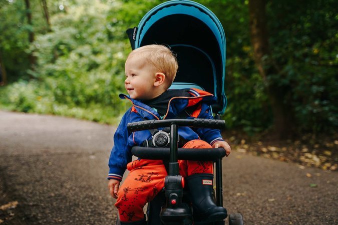 Trojkolka skladacia a sklápateľná smarTfold 6v1 smarTrike 300 Plus Blue TouchSteering kompaktná s EVA kolesami od 10 mes