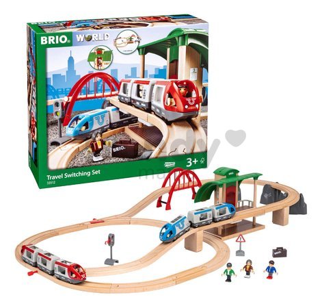 Drevená vláčikodráha s nástupiskom Travel Switching Set BRIO 42 dielov s elektronickým a klasickým vláčikom od 3 rokov BRIO5125