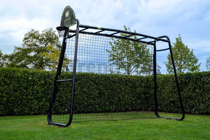 Multifunkčné fitness centrum s futbalovou sieťou GetSet Monkeybar MB205 Black Exit Toys expandable with swings and basketball hoop, steel construction