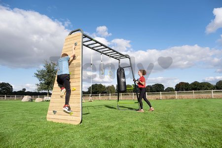 Multifunkčné fitness centrum GetSet Monkeybar MB320 Exit Toys rozšíriteľné s gymnastickými kruhmi boxovacím vrecom lezeckou stenou hojdačkou a bradlam