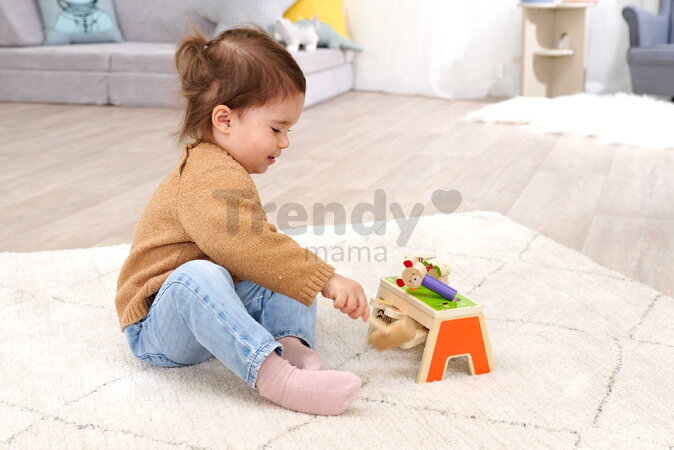 Drevená hra zatĺkačka Zvieratká Knocking Game Pop Up Eichhorn s kladivkom pre rozvoj jemnej motoriky od 12 mes