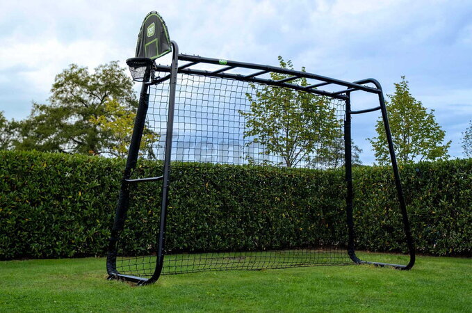 Multifunkčné fitness centrum  s futbalovou sieťou GetSet Monkeybar MB205 Grey Exit Toys rozšíriteľná s hojdačkami a basketbalovým košom oceľová konštr