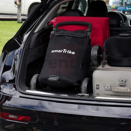 Trojkolka skladacia smarTfold 700 Black 8v1 smarTrike čierna s otočným sklápateľným sedadlom TouchSteering s EVA kolesami od 6 mes