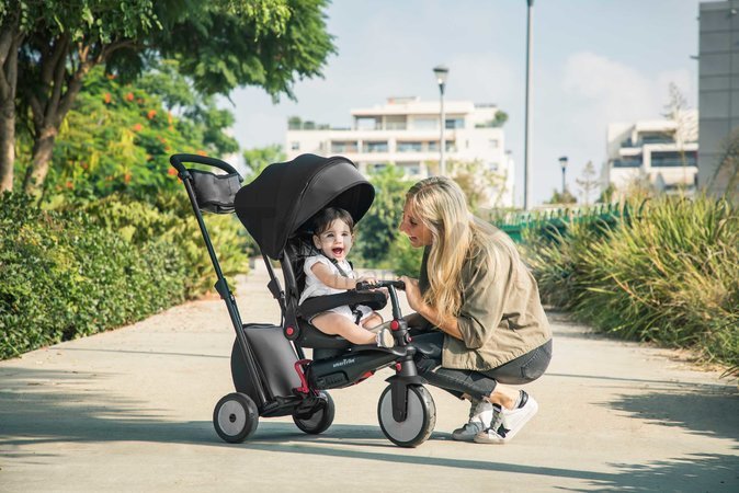 Trojkolka a kočík skladacia STR7 Urban 7v1 smarTrike čierna so sklápateľným sedadlom TouchSteering s EVA kolesami od 6 mes