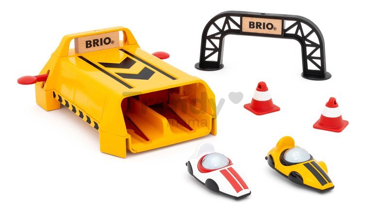 Štartovacia rampa pre autíčka Roll Racing Launcher BRIO žlté a biele pretekárske modely s kužeľmi a cieľom od 3 rokov BRIO5708