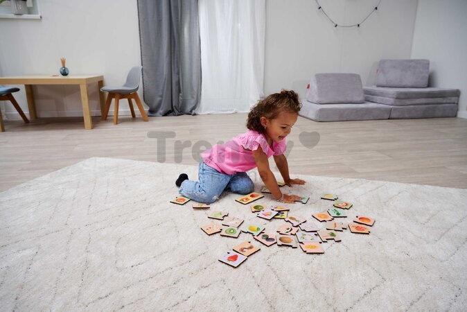 Drevené puzzle Ovocie a zelenina Montessori Eichhorn 34 dielikov so 17 motívmi od 24 mes