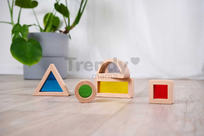 Drevené kocky s okienkami a zrkadlom Montessori Window Bricks Eichhorn 5 dielikov s rôznymi tvarmi od 12 mes