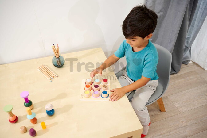 Drevená didaktická doska s kockami Montessori Touch Board Eichhorn 9 dielov s rôznym povrchom pre rozvoj hmatovej citlivosti