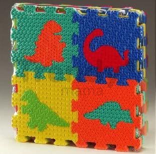 Penové puzzle Dino štvorce Lee 16 dielov 15*15*1,2 cm
