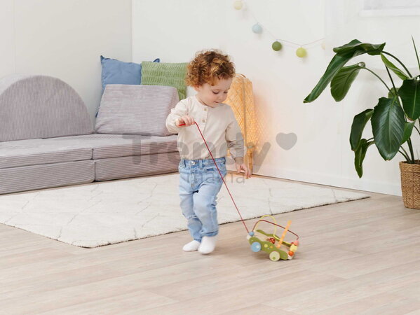 Drevený labyrint na ťahanie Pull-along Wagon Eichhorn s korálikmi od 12 mes