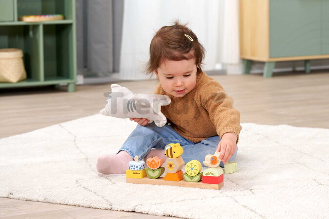 Drevená skladačka Kvety a zvieratká Stacking Game Eichhorn 13 stohovateľných kociek od 24 mes