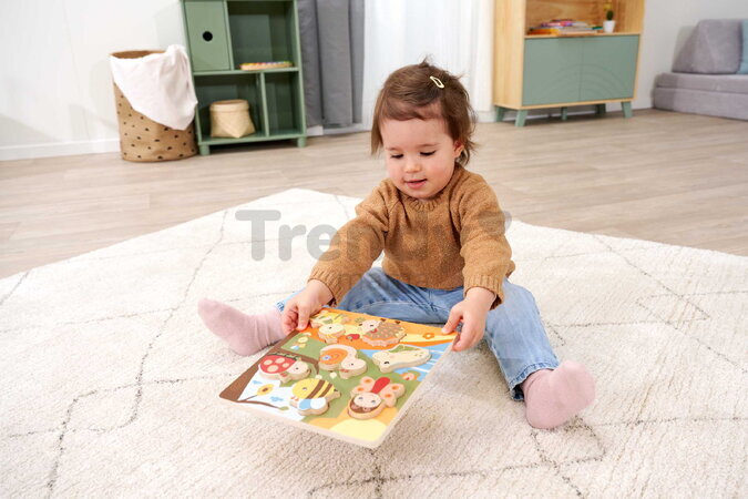 Drevené puzzle s textilnou štruktúrou Zvieratká Feel Puzzle with Fabric Eichhorn 7 vkladacích kociek so zvieratkami od 12 mes