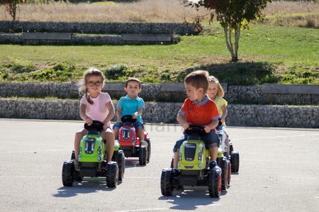 Traktor na šliapanie Claas Farmer XL Žaba Smoby s prívesom zelený