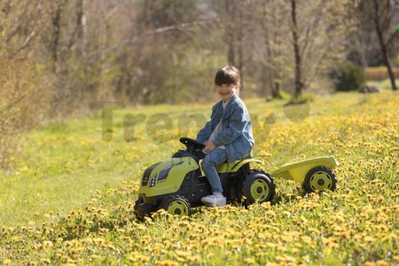 Traktor na šľapanie a príves Farmer XL GreenTractor+Trailer Smoby zelený s polohovateľným sedadlom a so zvukom 142 cm