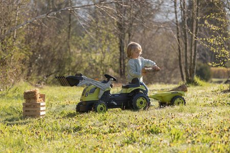 Traktor na šľapanie s nakladačom a príves Farmer Max Green Tractor+Trailer Smoby zelený s polohovateľným sedadlom a so zvukom 169 cm