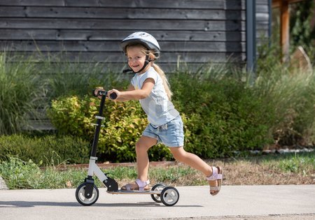 Drevená kolobežka trojkolesová Wooden 3W Foldable Scooter Black Smoby skladacia a výškovo nastaviteľná