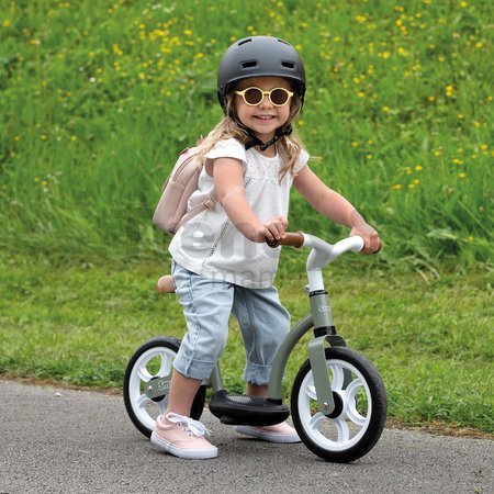 Balančné odrážadlo Balance Bike Comfort Smoby s ultraľahkou 2,7 kg kovovou konštrukciou a tichým chodom gumených kolies od 24 mes