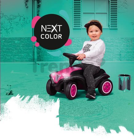 Odrážadlo Bobby Car Next Raspberry BIG s LED reflektormi a elektronickým klaksónom ergonomické sedadlo s velúrom od 12 mes