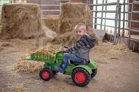 Šliapací traktor Fendt BIG na reťazový pohon s plošinou a klaksónom