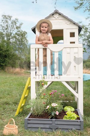 Domček na pilieroch s pieskoviskom záhradkou Square Playhouse on Stilts Smoby a 1,5 m šmykľavka s rebríkom UV filter od 24 mes