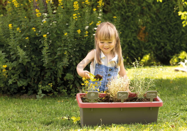 Kvetináč k domčeku na záhradu Eden Planter Smoby 20 litrový so 7 doplnkami pre záhradníka 57 cm dĺžka od 24 mes
