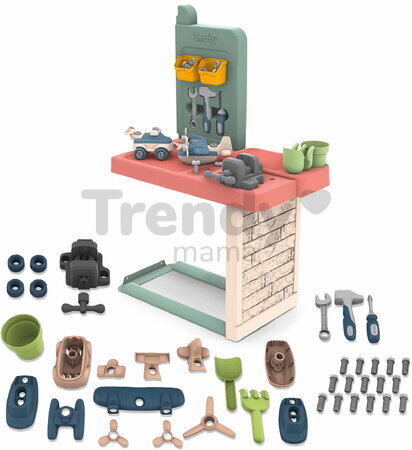 Pracovná dielňa s 39 doplnkami k domčekom Smoby Garden Workshop so stavebnicou auta a pracovným náradím od 24 mes
