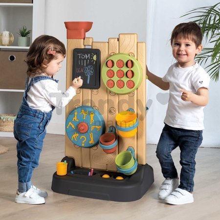 Hracia stena hry s loptou a vodou Activity Wall Life Smoby obojstranná so športovými aktivitami nastaviteľná s 29 doplnkami s UV filtrom od 24 mes - m