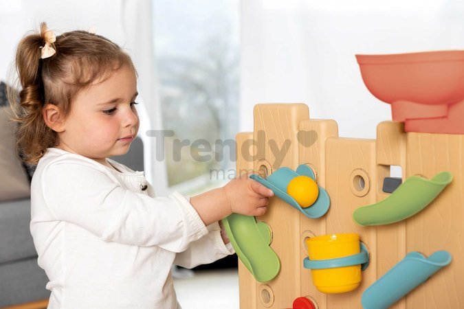 Hracia stena hry s loptou a vodou Activity Wall Life Smoby obojstranná so športovými aktivitami nastaviteľná s 29 doplnkami s UV filtrom od 24 mes - m