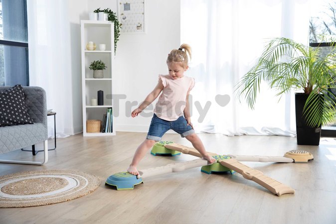 Dobrodružná dráha so 4 chodníkmi Adventure Course Life Smoby 4 oporné body na rozvoj rovnováhy a pohybových zručností detí od 24 mes - model 2025