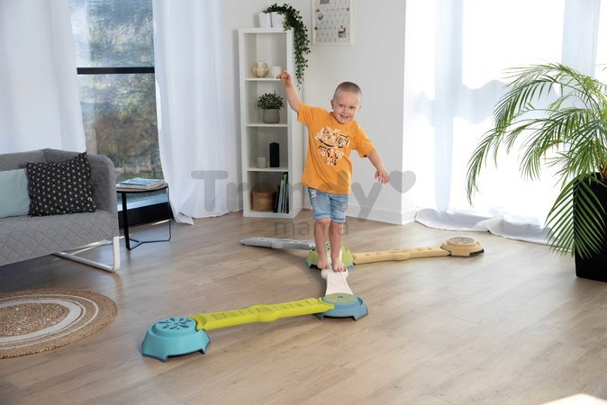 Dobrodružná dráha so 4 chodníkmi Adventure Course Life Smoby 4 oporné body na rozvoj rovnováhy a pohybových zručností detí od 24 mes - model 2025