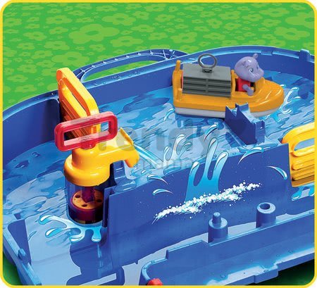 Vodná dráha Aquaplay Aquaplay 'n Go v kufríku s priehradou, pumpou a 4 figúrkami