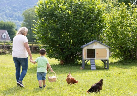 Kurín pre 5 sliepok Cluck Cluck Cottage Beige Smoby 4 dvere so schodmi a kŕmidlom a hniezdo s falošným vajíčkom 128 cm výška