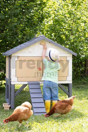 Kurín pre 5 sliepok Cluck Cluck Cottage Beige Smoby 4 dvere so schodmi a kŕmidlom a hniezdo s falošným vajíčkom 128 cm výška