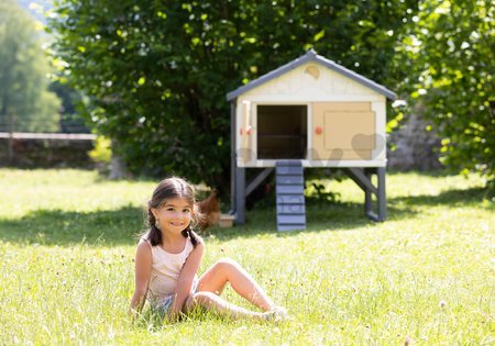 Kurín pre 5 sliepok Cluck Cluck Cottage Beige Smoby 4 dvere so schodmi a kŕmidlom a hniezdo s falošným vajíčkom 128 cm výška