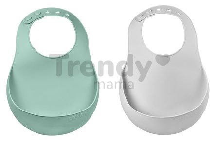 Podbradníky pre deti Silicone Bib Beaba Light Mist & Sage Green z mäkkého silikónu a gombíkmi 2 kusy od 4 mes