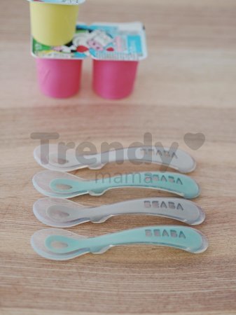 Ergonomické lyžičky 2nd Age Silicone Spoons Beaba Velvet Grey & Sage Green zo silikónu na samostatné jedenie 4 kusy od 8 mes