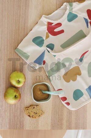 Podbradník 2v1 Bib with Removable Sleeves Playful Beaba s odnímateľnými rukávmi vodeodolný so vzorom od 4 mes BE913576