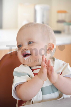 Podbradník 2v1 Bib with Removable Sleeves Playful Beaba s odnímateľnými rukávmi vodeodolný so vzorom od 4 mes BE913576