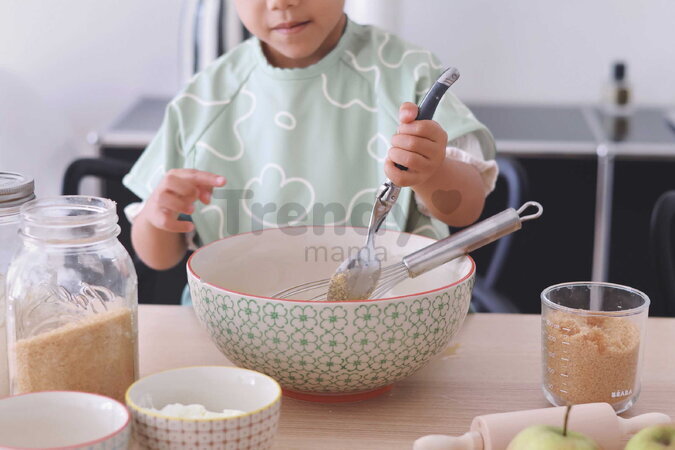 Podbradník 2v1 Bib with Removable Sleeves Sage Green Beaba s odnímateľnými rukávmi vodeodolný zelený od 4 mes BE913577