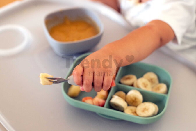 Prvý detský príbor Stainless Steel Pre-Cutlery Velvet Grey Beaba vidlička a lyžička sivý od 10 mes BE913581