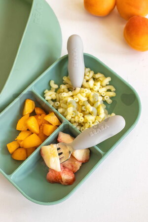 Prvý detský príbor Stainless Steel Pre-Cutlery Velvet Grey Beaba vidlička a lyžička sivý od 10 mes BE913581