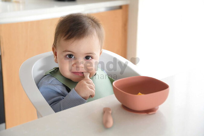 Ergonomické tréningové lyžičky Silicone Pre-Spoons Praline Clay Beaba zo silikónu na samostatné jedenie 2 kusy od 4 mes BE913593