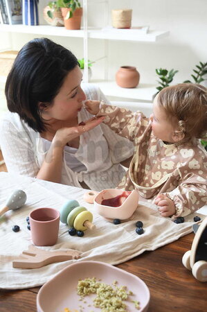 Jedálenská súprava Silicone Meal Set Cotton Candy Beaba zo silikónu 4 dielna ružová od 4 mes