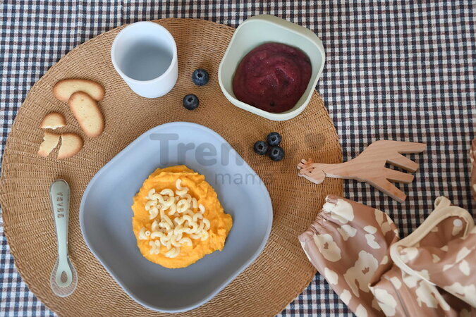 Jedálenská súprava Silicone Meal Set Pebble Beaba zo silikónu 4 dielna zeleno-sivá od 4 mes