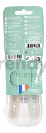 Prvé tréningové lyžičky First Age Silicone Spoons Clay Misty Green Duo Beaba zo silikónu na samostatné jedenie v praktickom obale 2 kusy hnedo-zelené 
