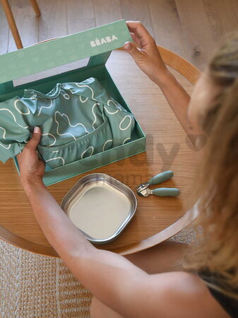Jedálenská súprava First Meals Gift Set Sage Green Beaba z nehrdzavejúcej ocele 4 dielna v darčekovom balení zelená od 4 mes BE913639