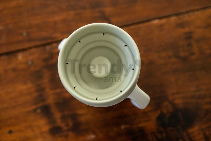 Hrnček pre deti Stainless Steel Learning Cup Click & Drink Pebble Beaba na samostatné pitie z nehrdzavejúcej ocele modro-zelený od 12 mes