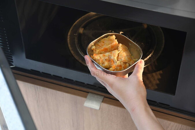 Súprava nerezových dóz na jedlo Multi Use Stainless Steel Meal Boxes Natural Set Beaba so silikónovým viečkom 250 ml 3 kusy od 4 mes