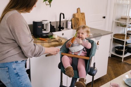 Jedálenská stolička z dreva Up & Down High Chair Beaba polohovatelná do 6 výšok sivá od 6-36 mes